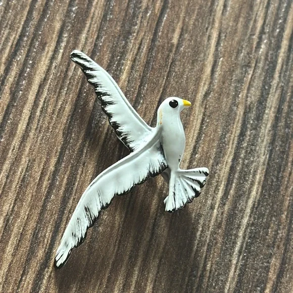 DOVE BROOCH - Picture 5 of 5